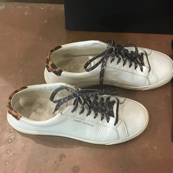 Saint Laurent Andy Low Top White Sneakers - Picture 4 of 8
